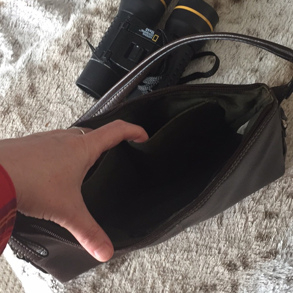 Relic Handbag 👜 - Picture 3 of 5